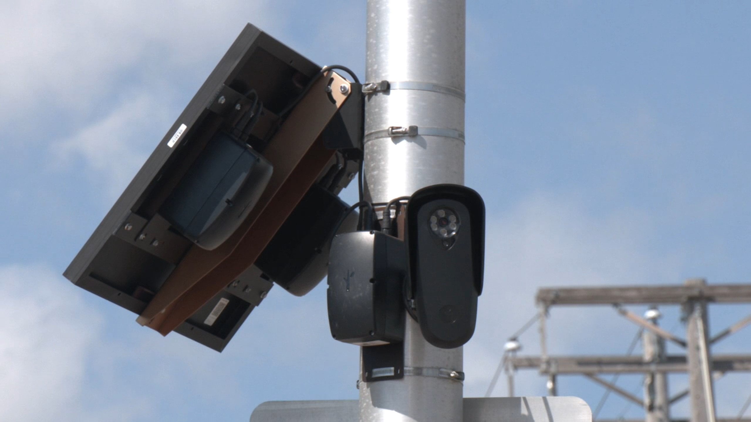 Counting the Flock: Just how many ALPR's are in the metro?