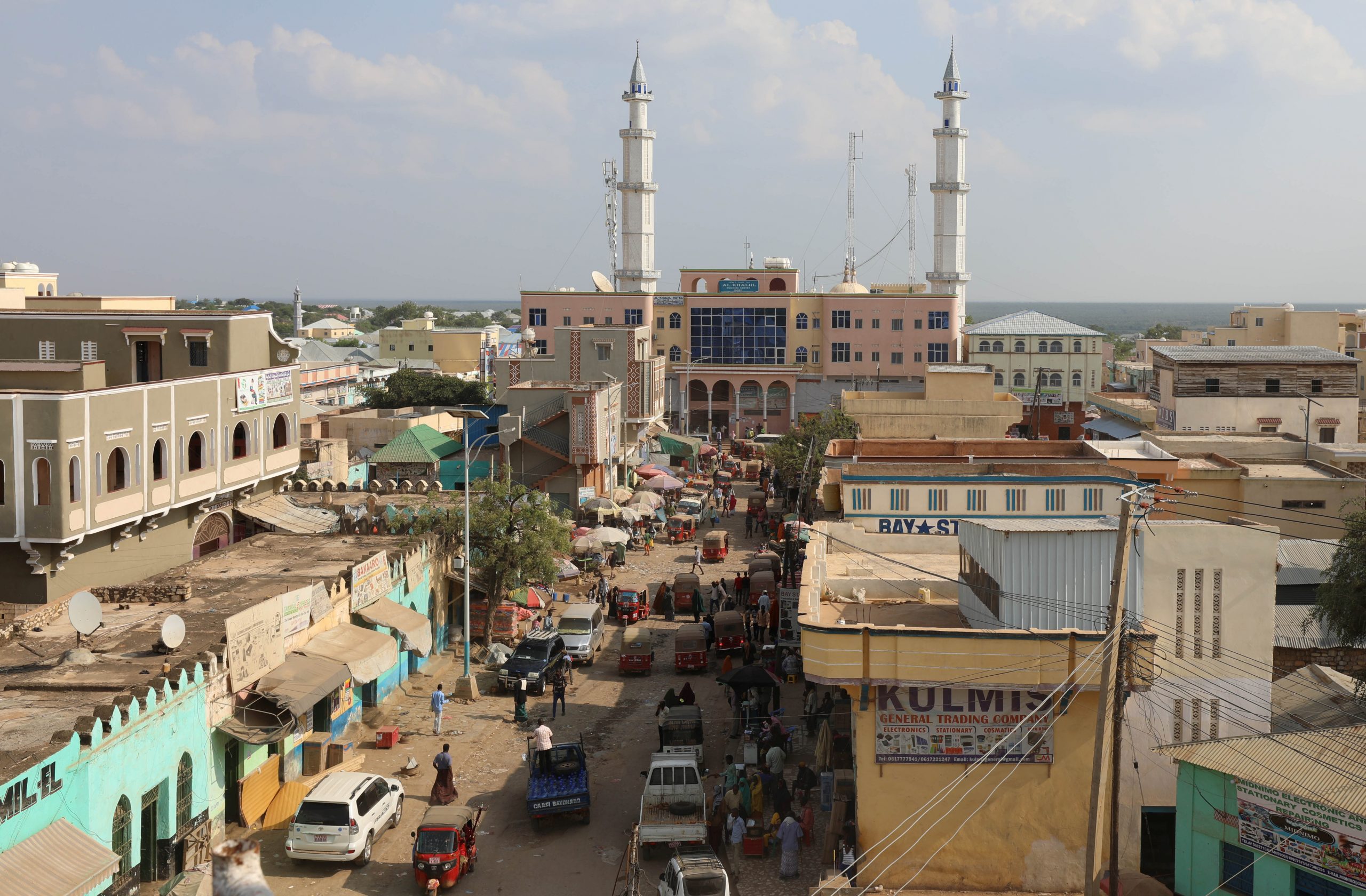DF oo hub ka dhigis ku sameysay mas'uuliyiin taabacsanaa Lafta-gareen