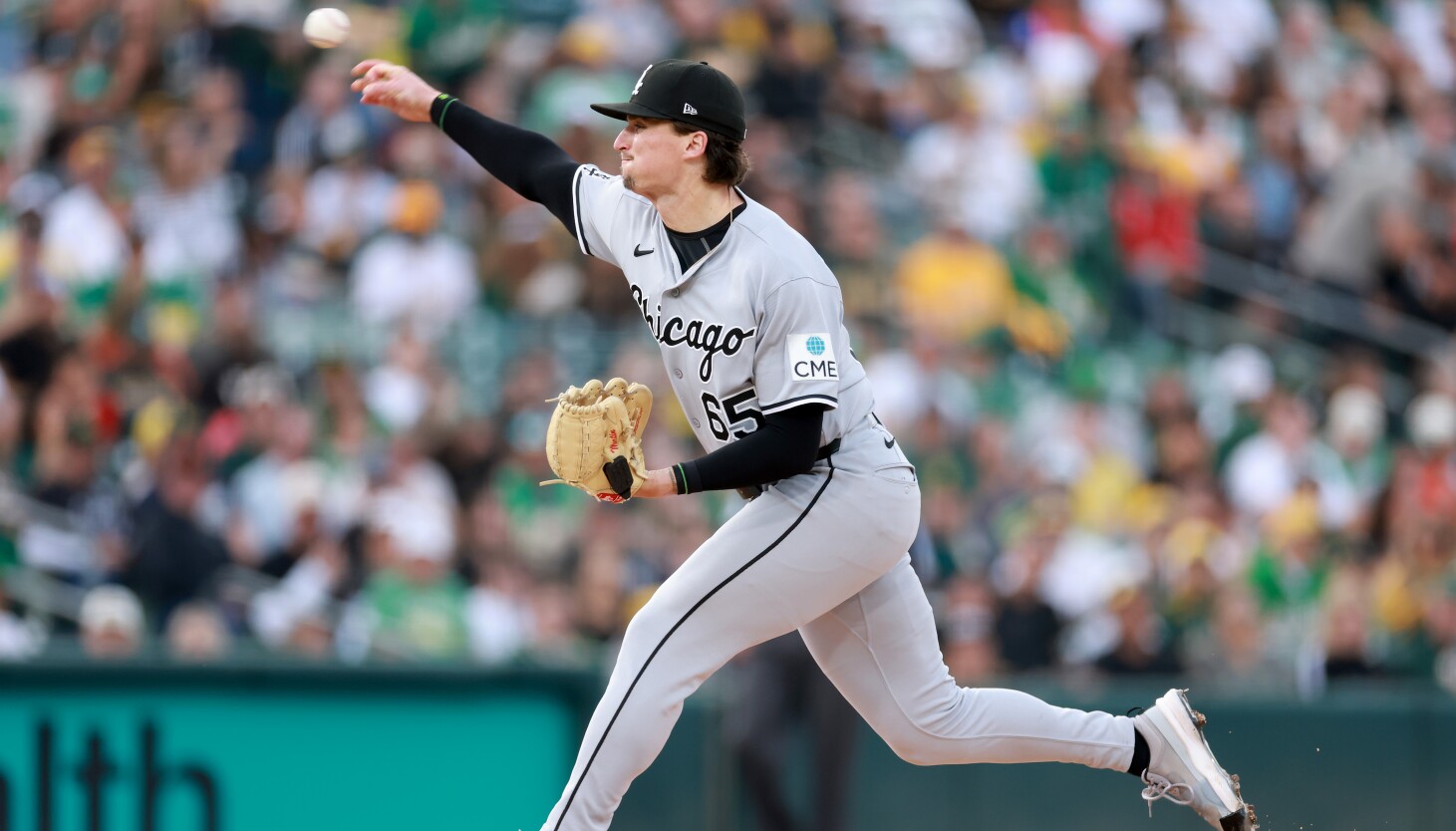 Davis Martin deals, White Sox bats wake up with season-high 15 hits in 9-2 win over Athletics
