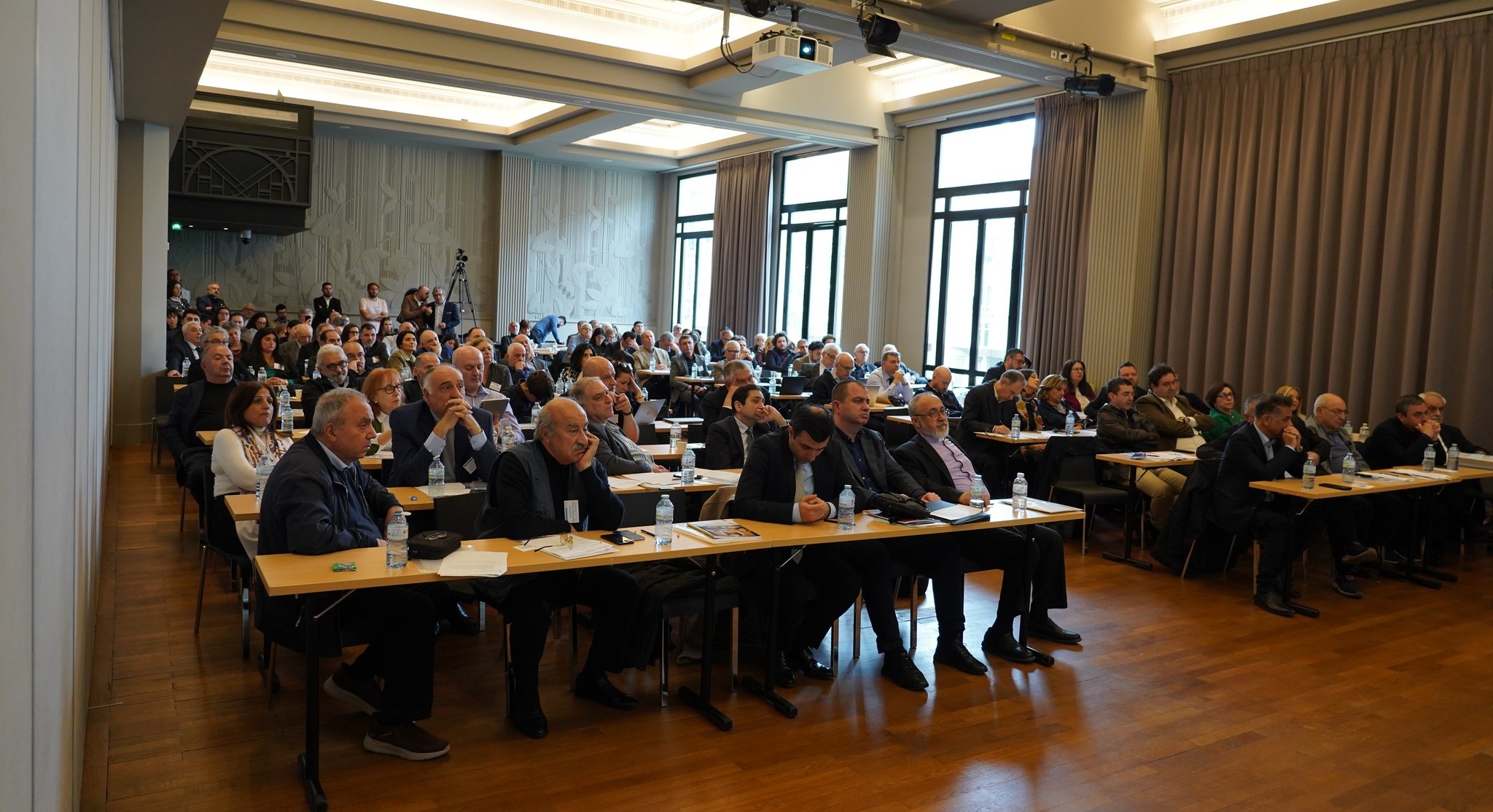 Diaspora mobilizes to rescue Armenia from Pashinyan’s destructive actions