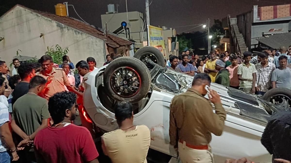 Drunk driver ploughs into group of people in Chikkamagaluru; 7-year-old girl dead, 7 others injured