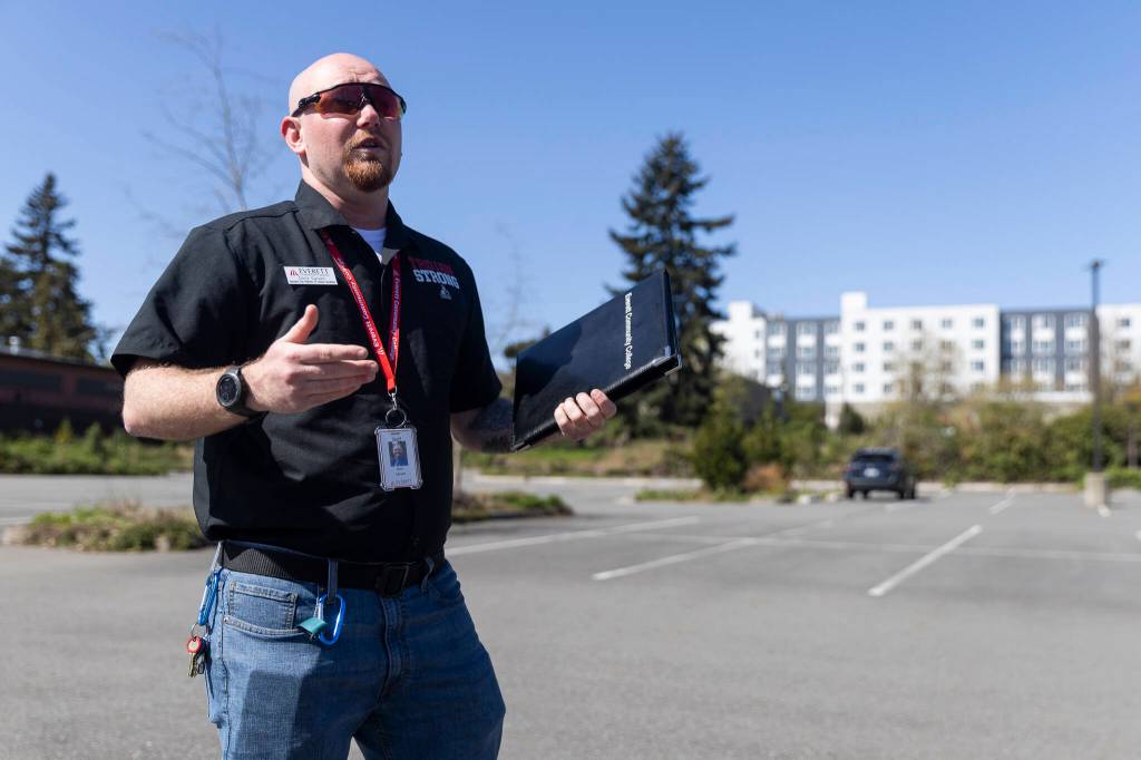 Chris Carson talks about the new location for Everett Community Colleges Baker Hall on Friday, April 24, 2026, in Everett, Washington. (Olivia Vanni / The Herald)