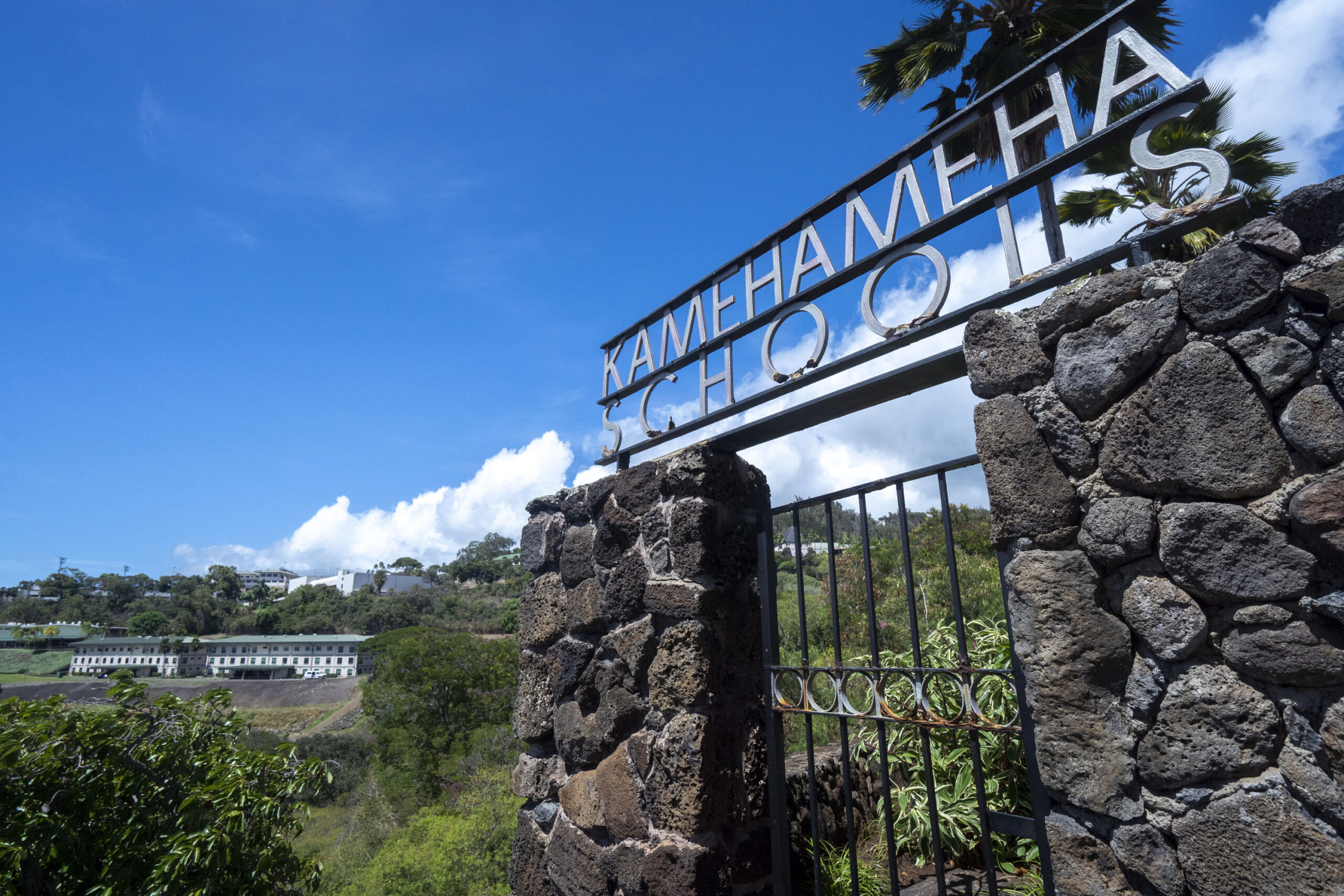 Family Suing Kamehameha Schools Can Stay Anonymous For Now