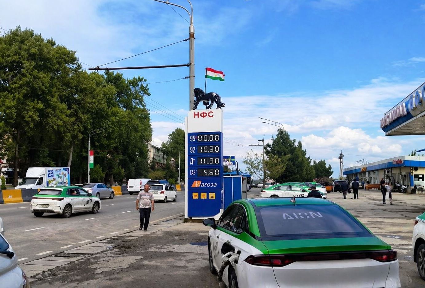 Gasoline and diesel fuel in Dushanbe rose in price by 8.9% due to the war in the Middle East