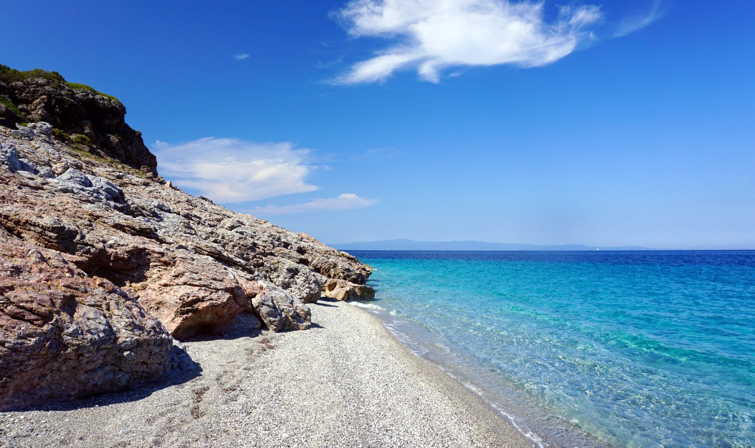 Greece expands list of "Untrodden Beaches" to 251