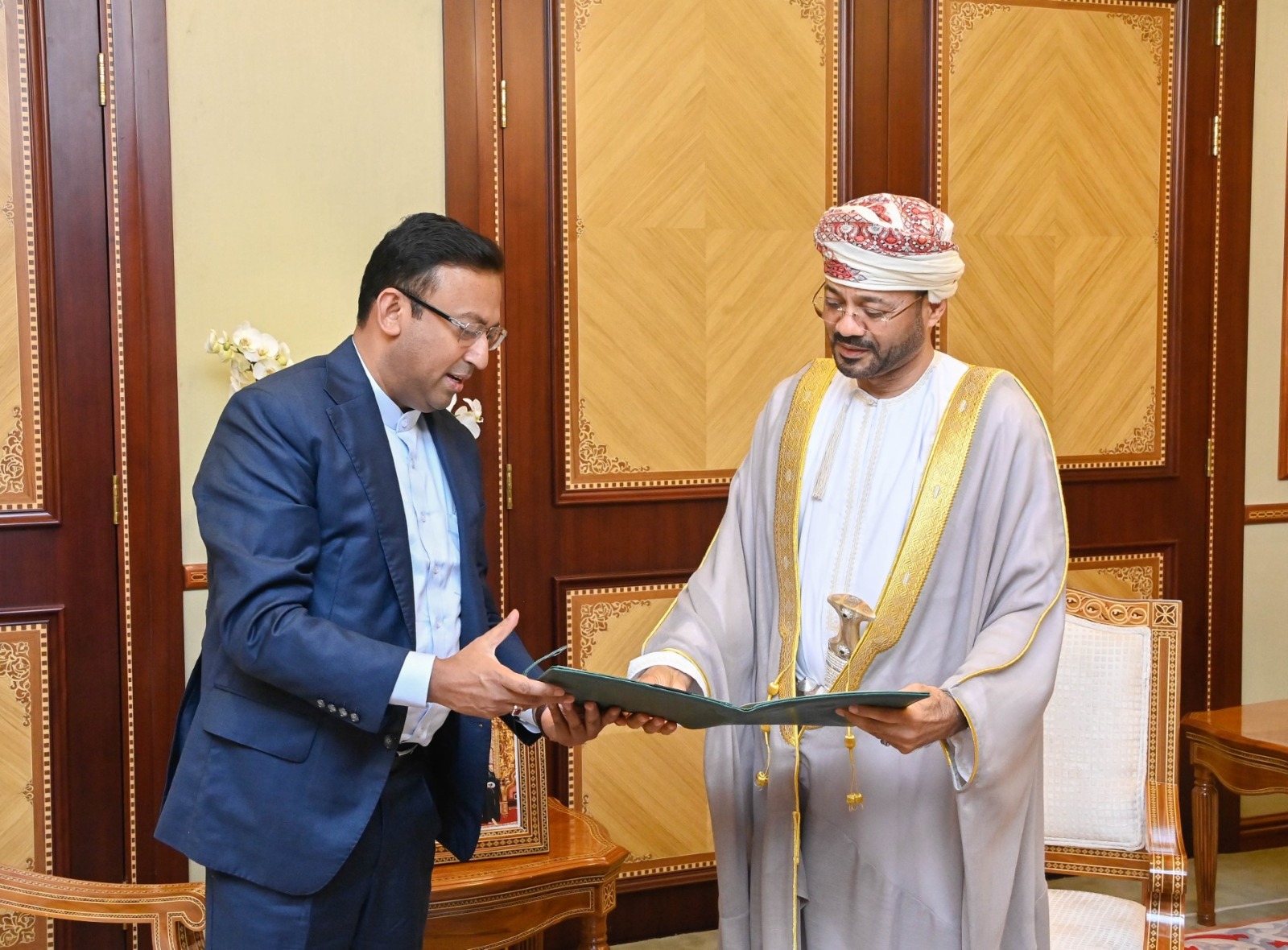 His Majesty Sultan Haitham receives written message from Bangladesh Prime Minister