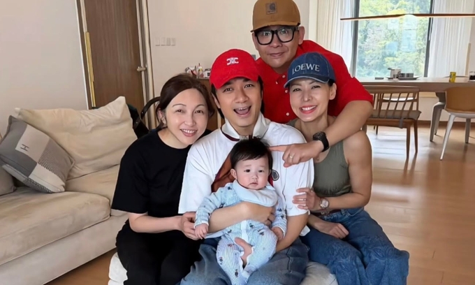Hong Kong actor Leo Ku's wife seen for first time after giving birth at 57