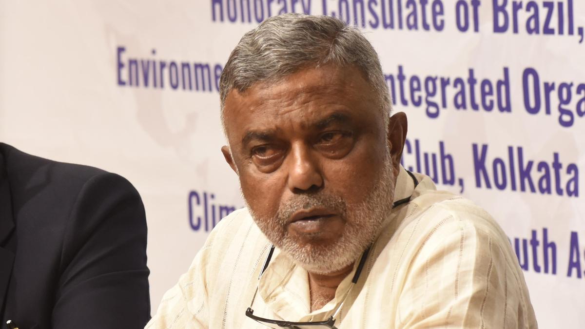 Income Tax raids rock poll bound West Bengal