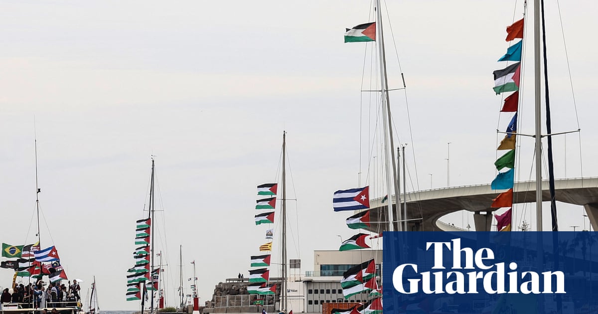 Israel intercepts and detains crews of Gaza aid flotilla near Crete | Gaza flotilla