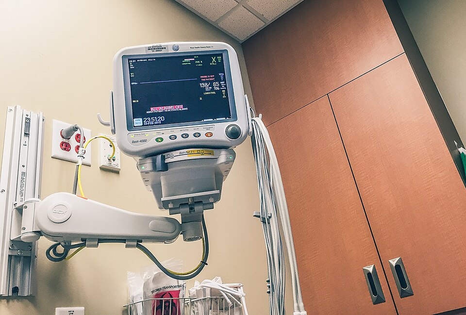 Jacksonville hospital ends ER and medical services