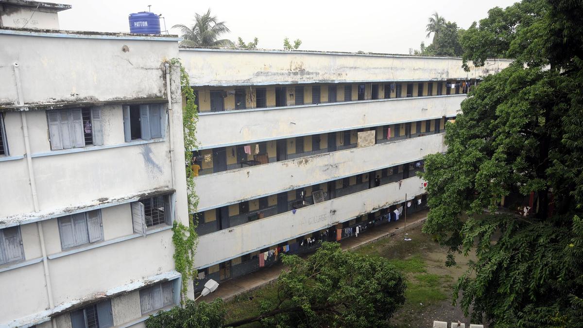 Jadavpur University got global acclaim despite fiscal crunch: Teachers’ body on PM’s critical remark