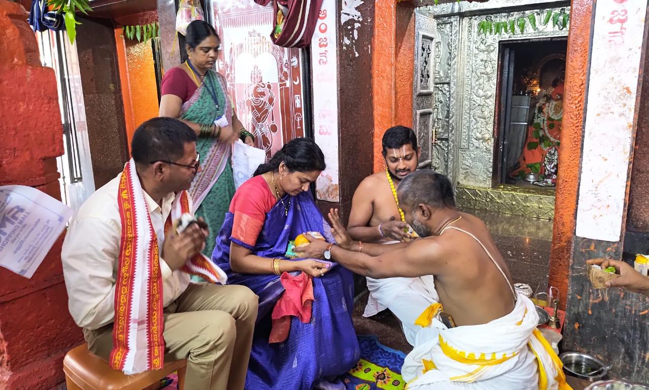 Jagtial First Additional Sessions Judge Assumed Charge At Kondagattu Temple