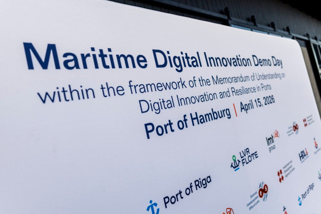 LMT Group demonstrates a new tool for monitoring greenhouse gas emissions at Hamburg port