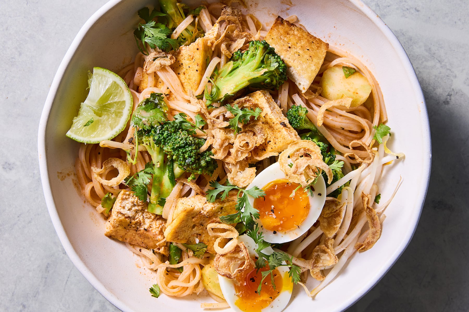 Laksa noodle salad