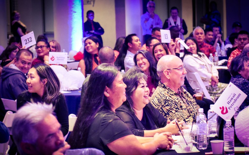 MEO Gala goes on despite the weather; more than $150,000 raised : Maui Now