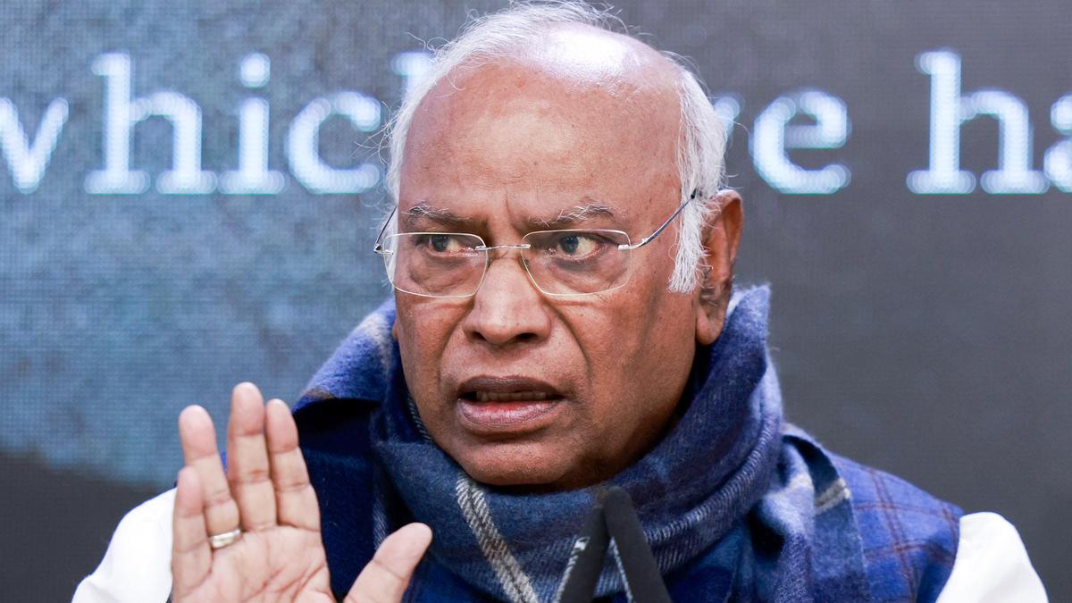 Mallikarjun Kharge expresses regret over 'illiterate' remark, says he has highest of respect for Gujaratis