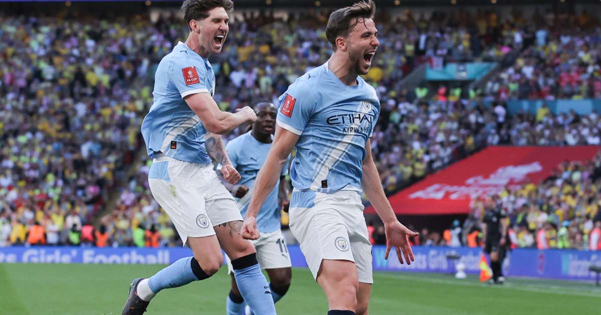 Manchester City stage late comeback to reach fourth straight FA cup final