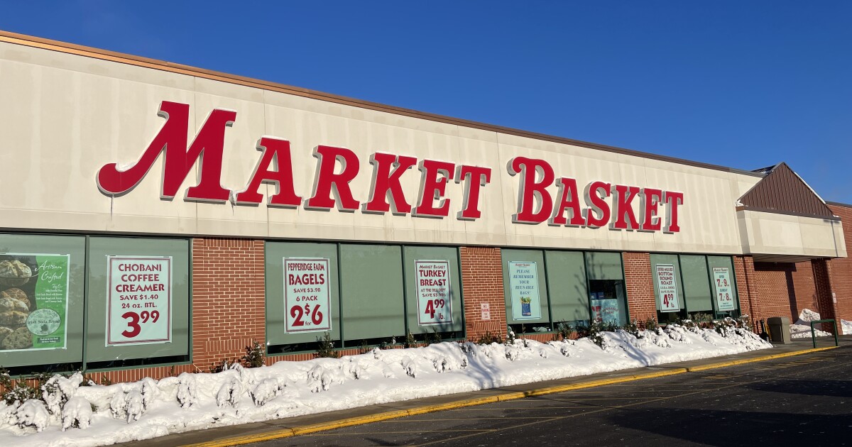 Market Basket board had authority to remove Artie T. Demoulas, judge rules