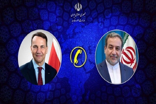 Mehr News Agency - Iranian, Polish FMs discuss latest regional developments