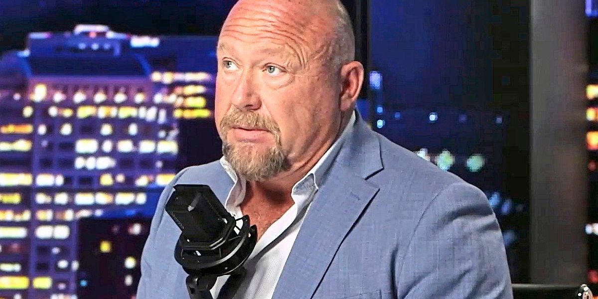 Nach Rechtsstreit: Alex Jones' Infowars wird zur Satireseite - Netzpolitik