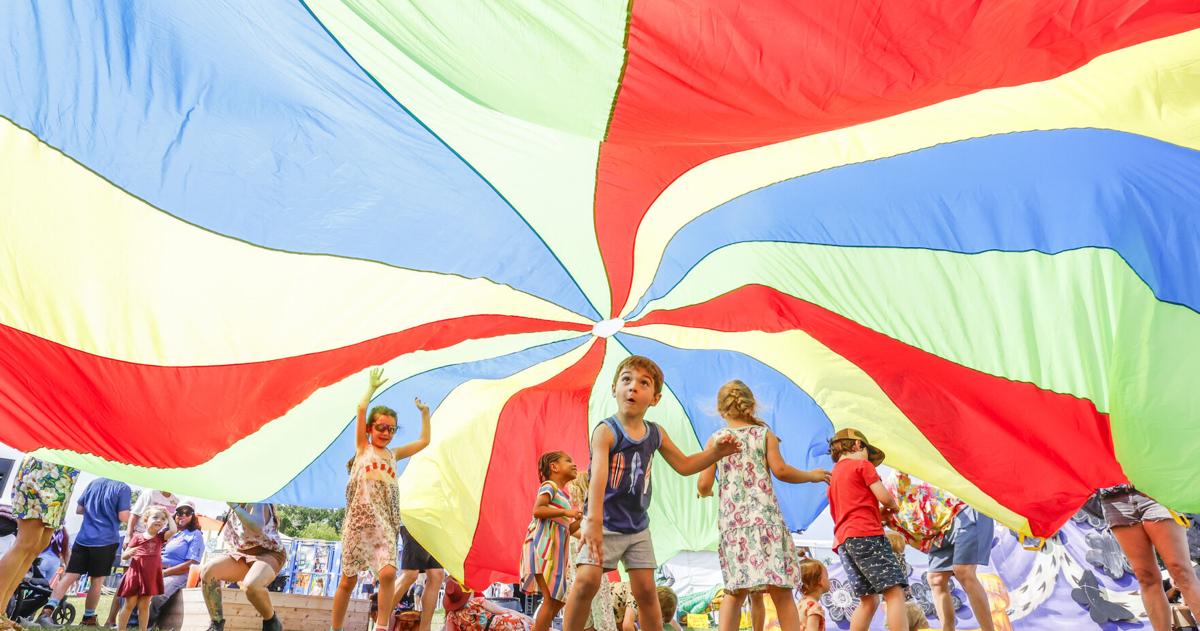 New Orleans Jazz Fest live show: Food, weather, more | Entertainment/Life