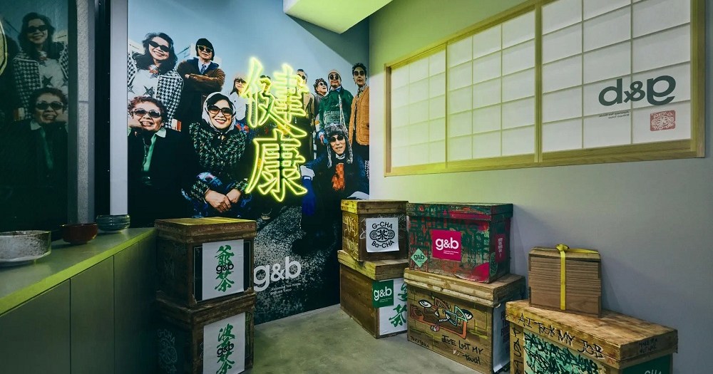 New cafe in trendy Tokyo neighborhood is staffed by grannies and grandpas with average age of 73