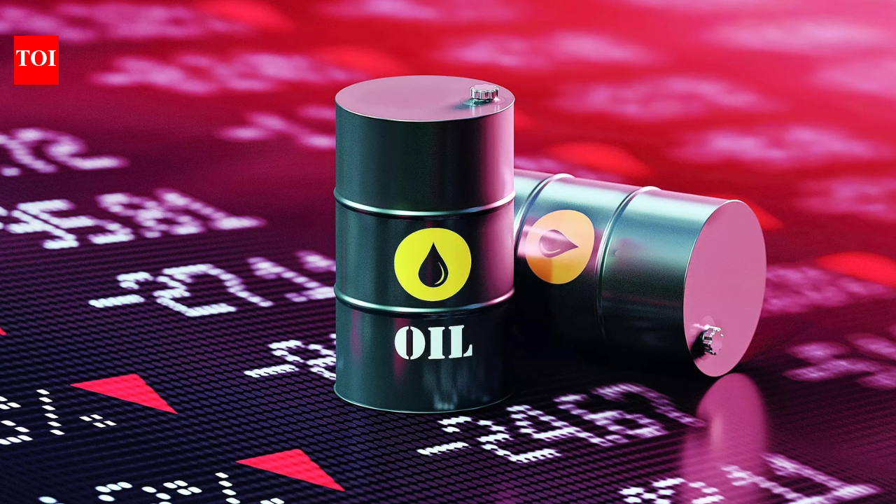 Oil Prices: Oil prices today: Crude falls in early trade on hopes of easing Middle East conflict