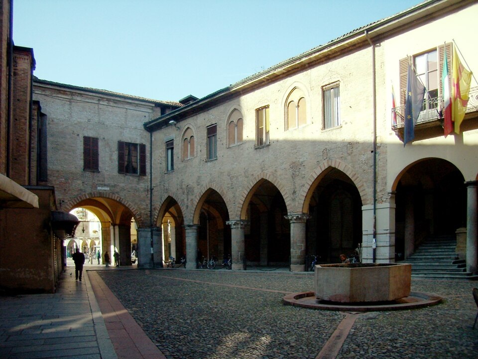 Broletto Palace, the location where the treaty of Lodi was signed. By Arbalete - Own work, CC BY-SA 3.0, https://commons.wikimedia.org/w/index.php?curid=11398013