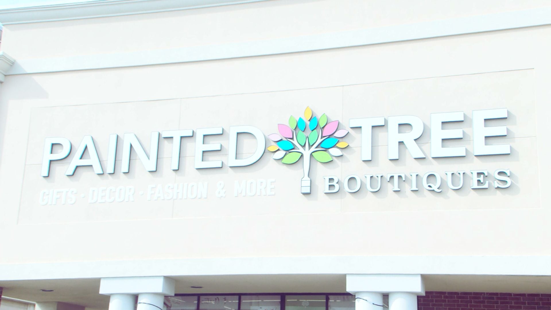 Painted Tree Boutiques ceases operations at all locations, leaves Lincoln business owners in the dark