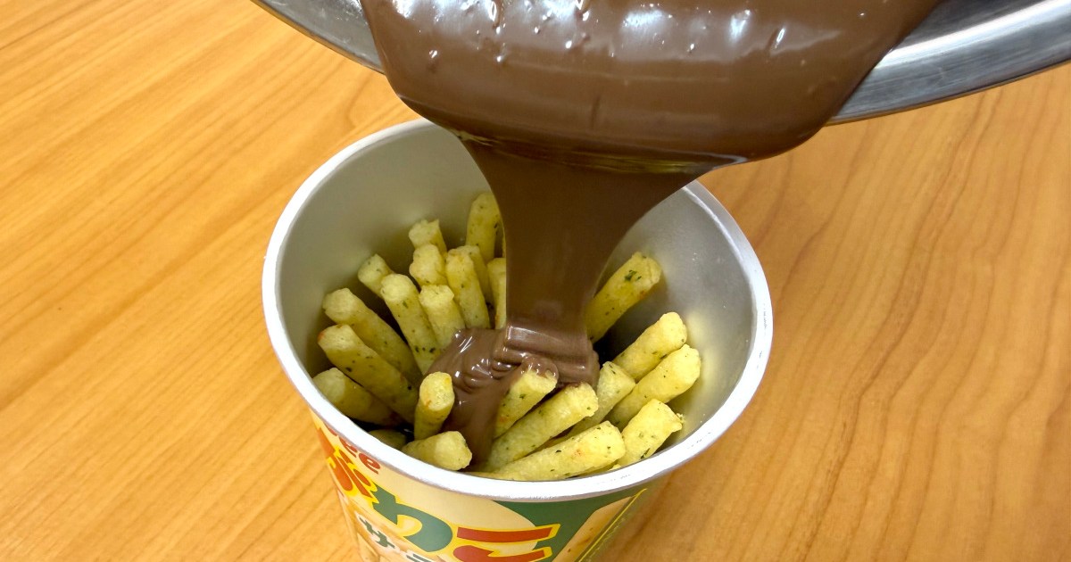Pringles Chocolate, but with a Japanese twist, is the snack hack you should be trying right now