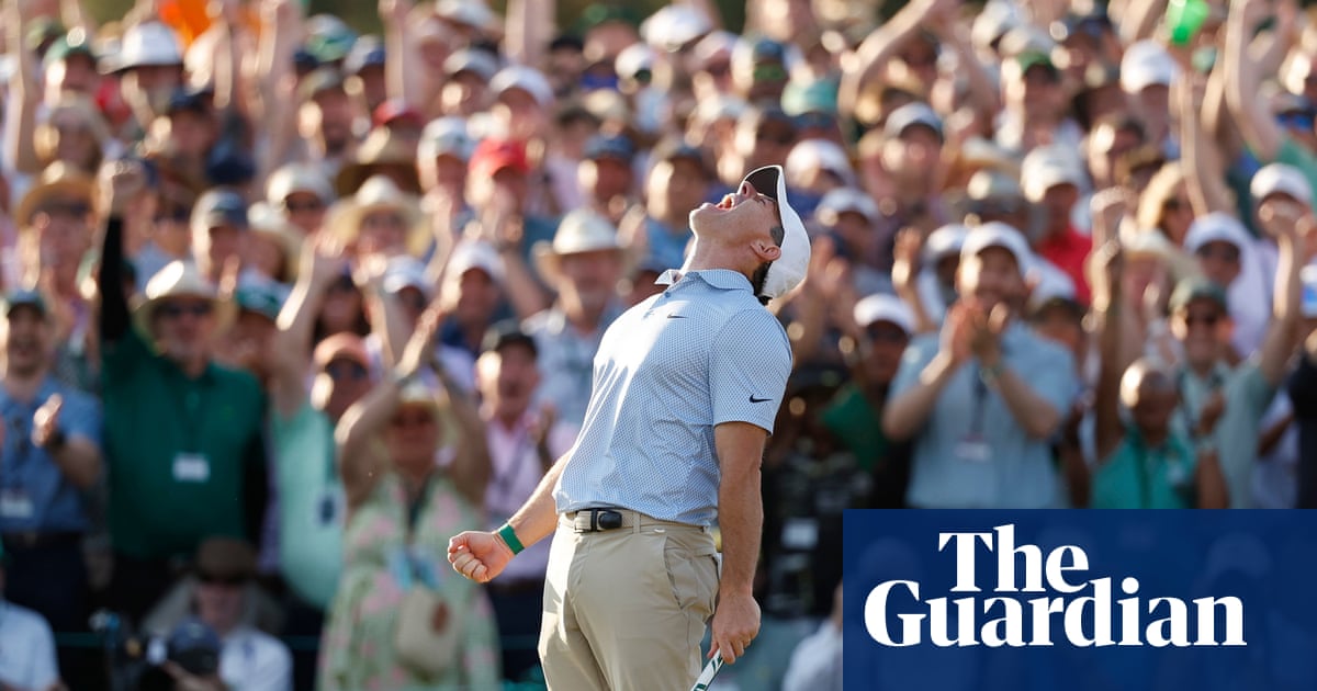 Rory McIlroy holds nerve to be the Master again as rivals succumb to tension | The Masters
