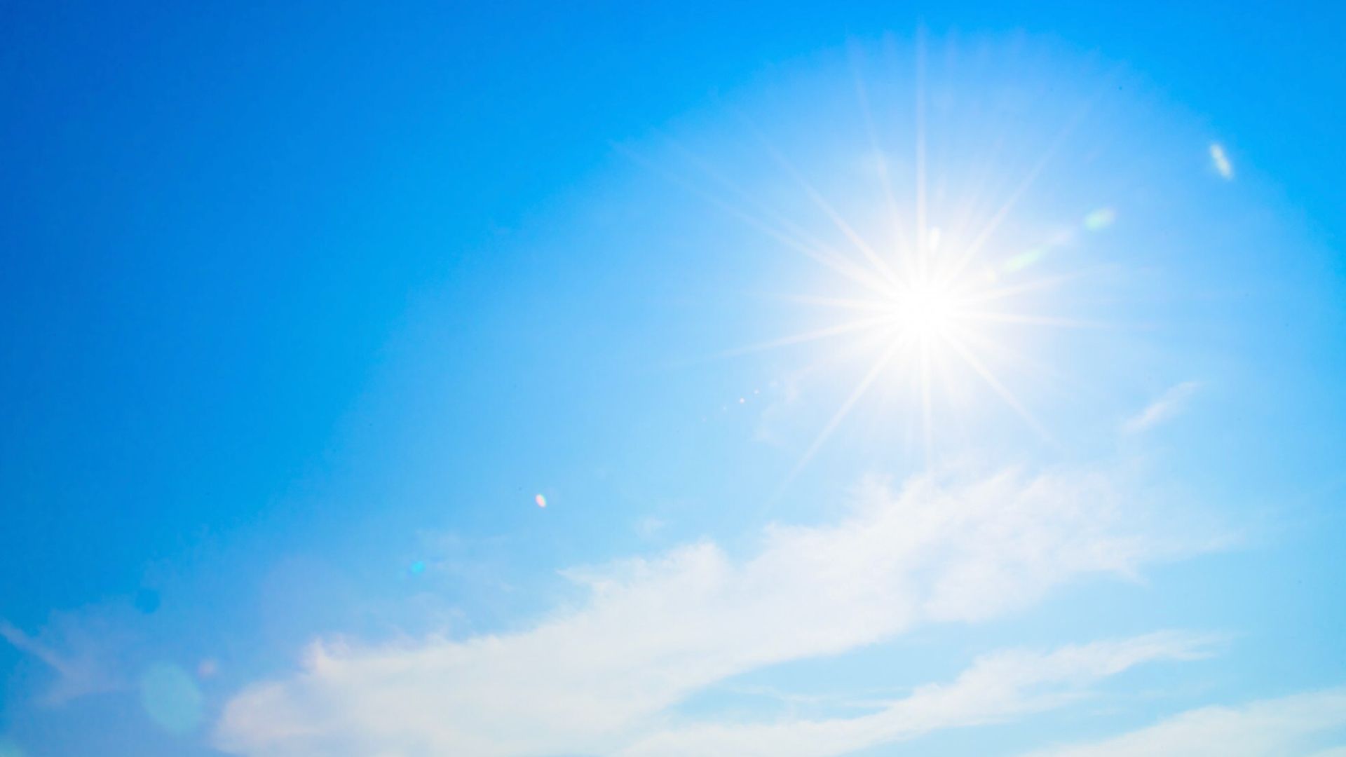 Scorching days and nights in Singapore! Netizens ask how is everyone coping with the weather
