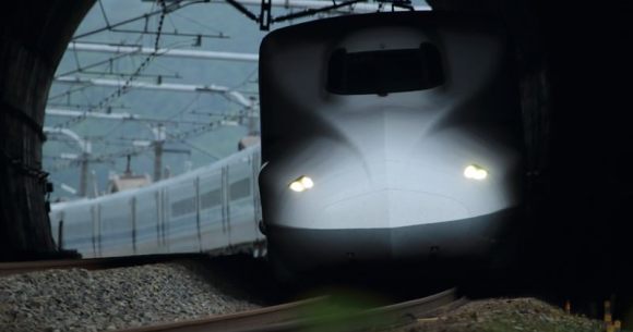 Shinkansen operator apologizes for three-minute delay because conductor was napping