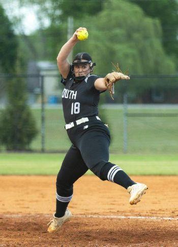 South Warren rolls past ACS