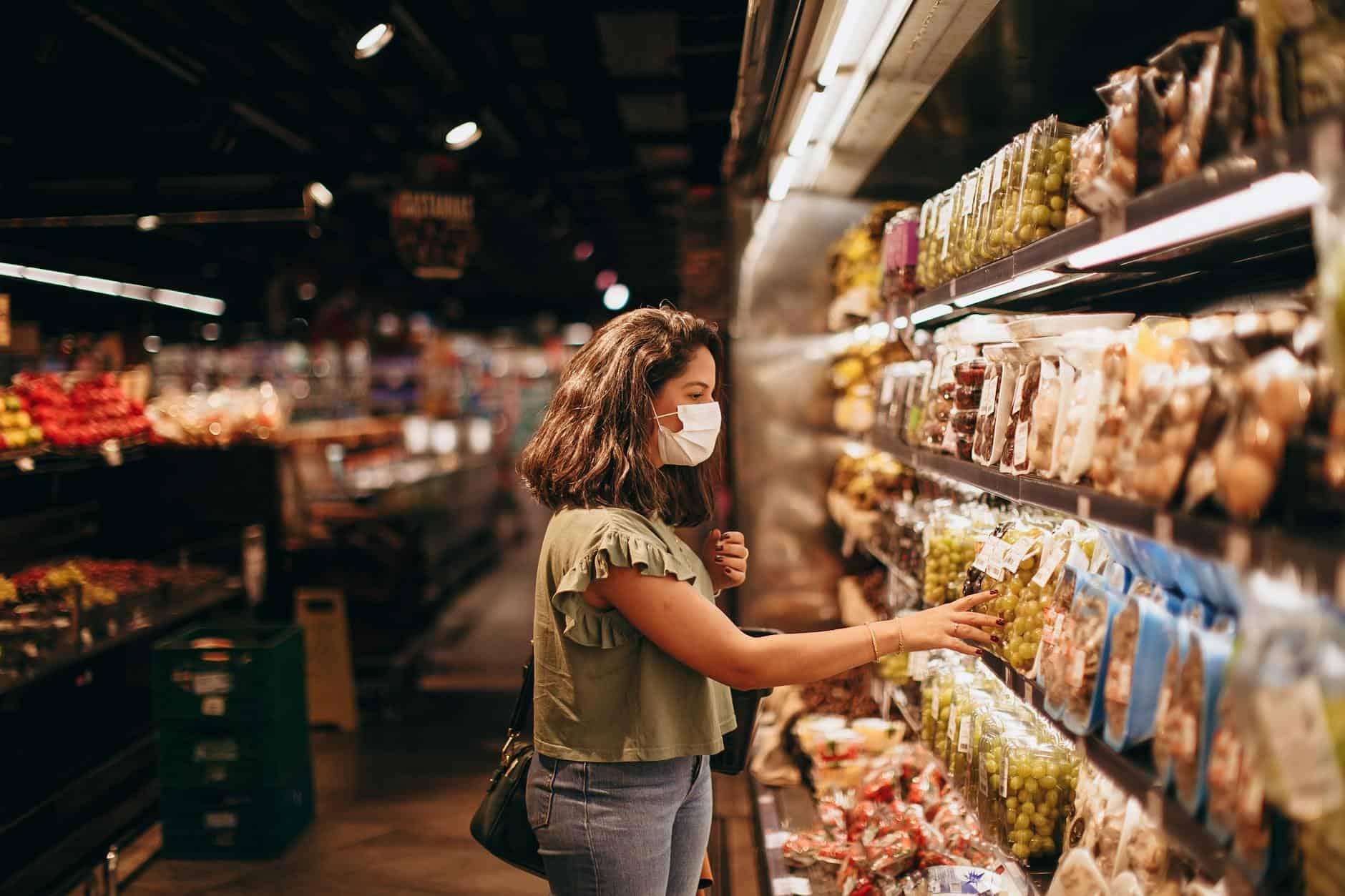 Swiss consumer sentiment reaches lowest level in over a year