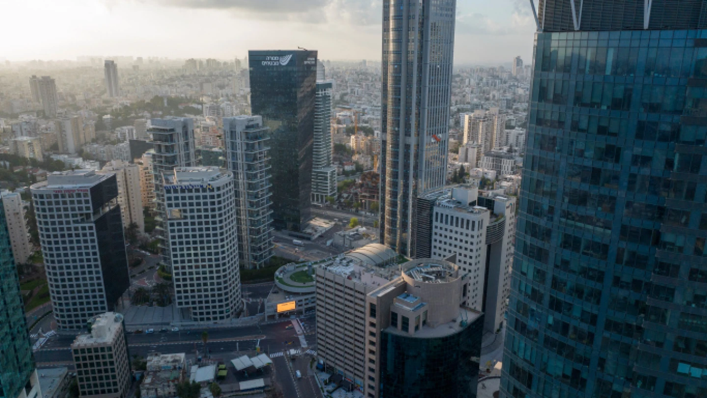 Tel Aviv Stock Exchange breaks records amid Iran ceasefire - JNS.org