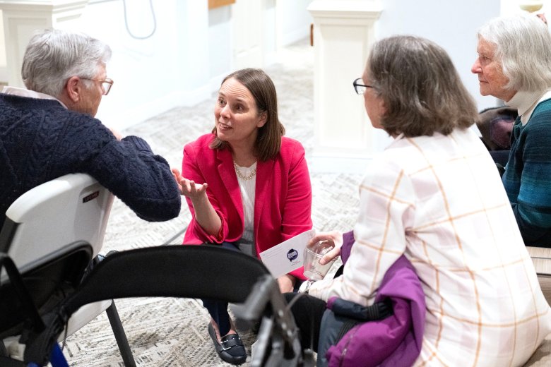 This moderate Republican is supporting an unabashed progressive for governor