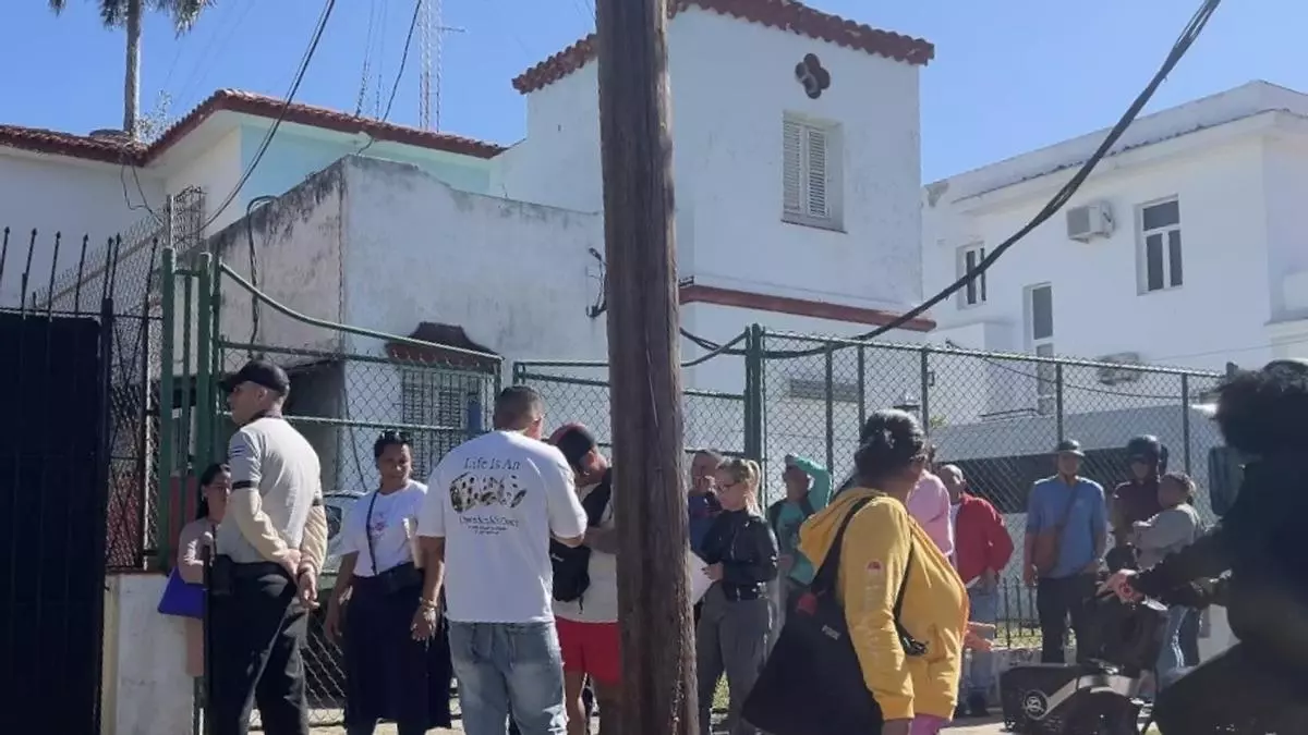 Thousands of Cubans with Tickets to Nicaragua Left in Limbo