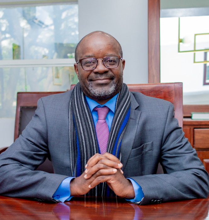 Top lawyer Edwin Manikai loses bid to gag activist Mawarire, appeals
