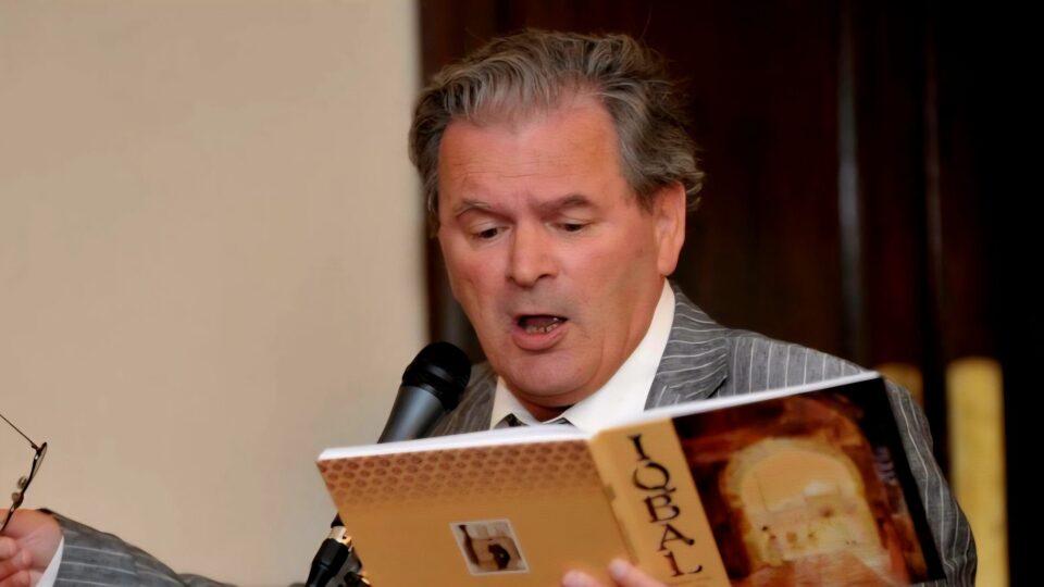 Tributes pour in for poet and translator Gabriel Rosenstock