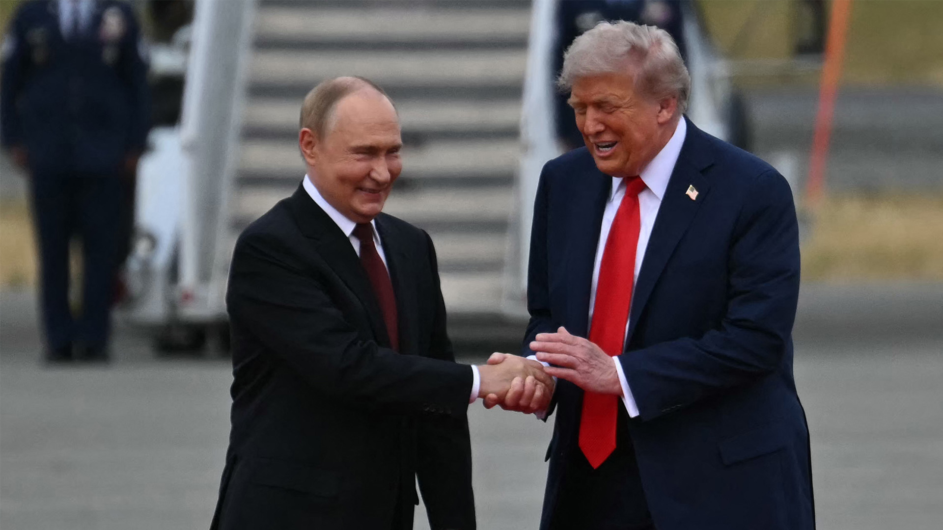 Trump Signals Ukraine Ceasefire Possibility After Call with Putin