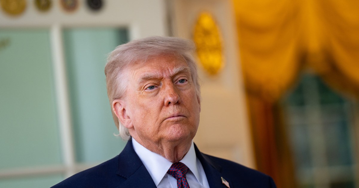 Trump participates in 'No Tax on Tips' roundtable