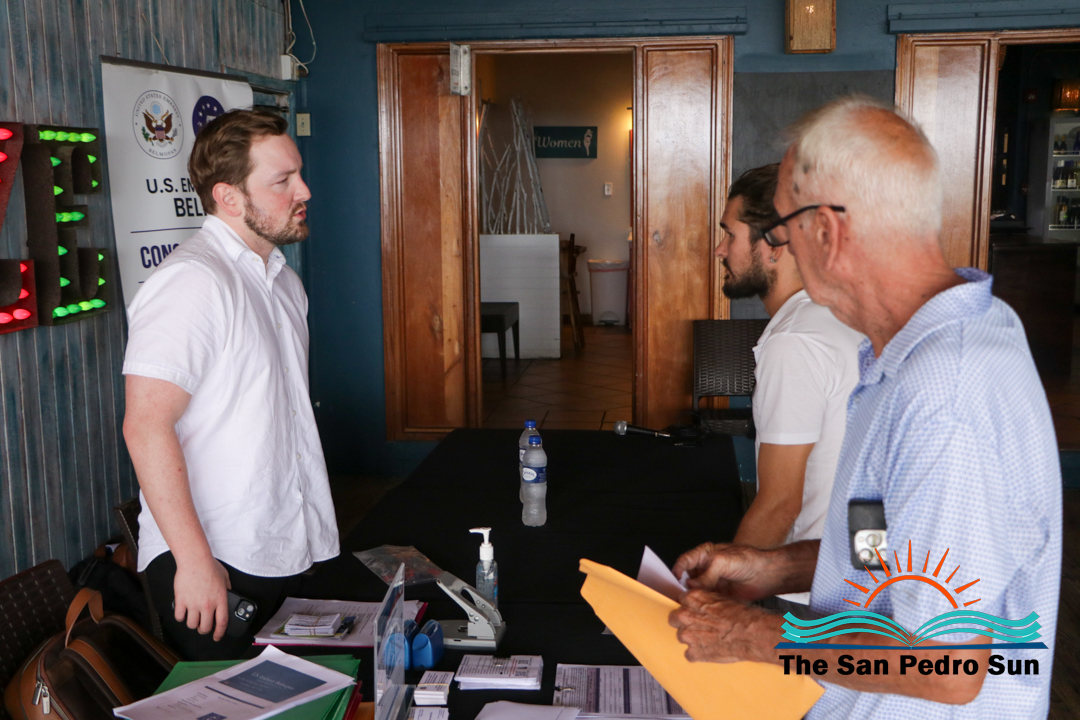 U.S. Embassy Meets with Citizens in San Pedro and Caye Caulker