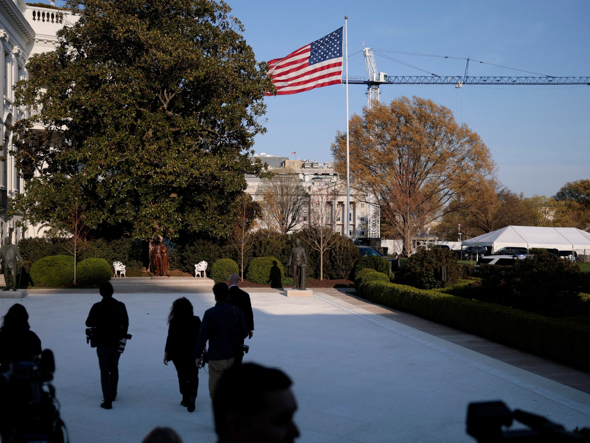 US appeals court extends deadline to halt White House ballroom construction | Donald Trump News