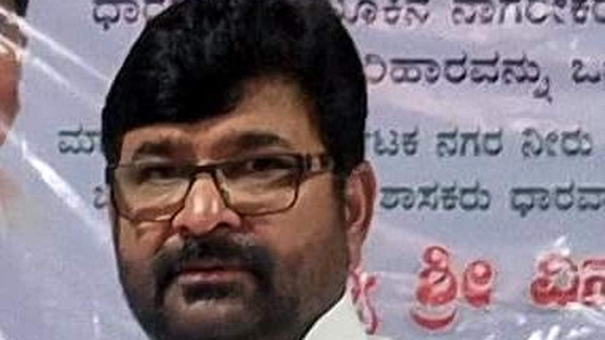 Vinay Kulkarni murder case: Special court castigates three police officers for false testimony against Karnataka Congress MLA