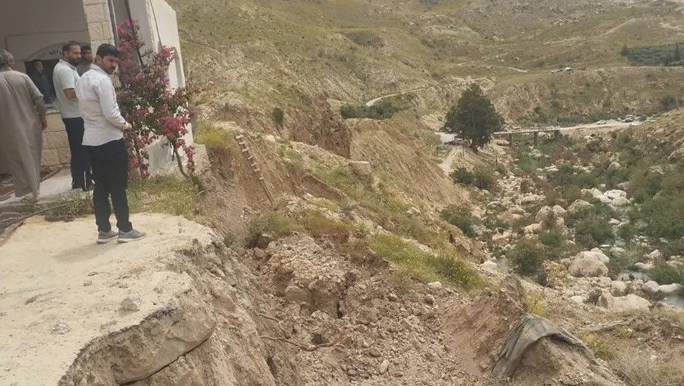 "Wadi Al-Heidan" Mosque in Dhiban Closed as Precaution Followi...