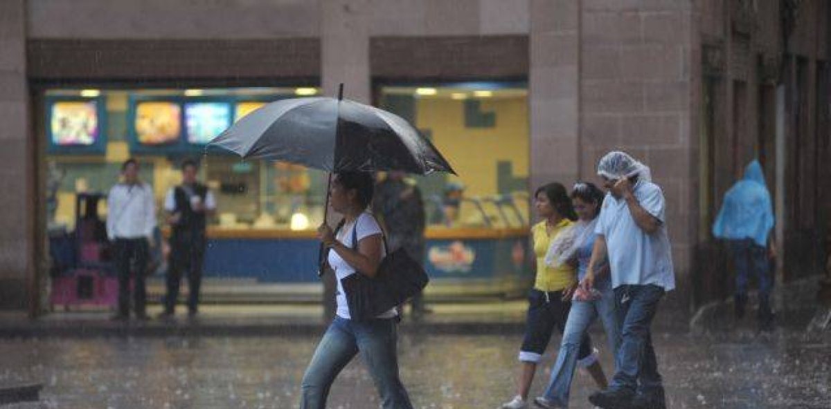 Why is it raining so much in April in the Dominican Republic: climatic causes explained