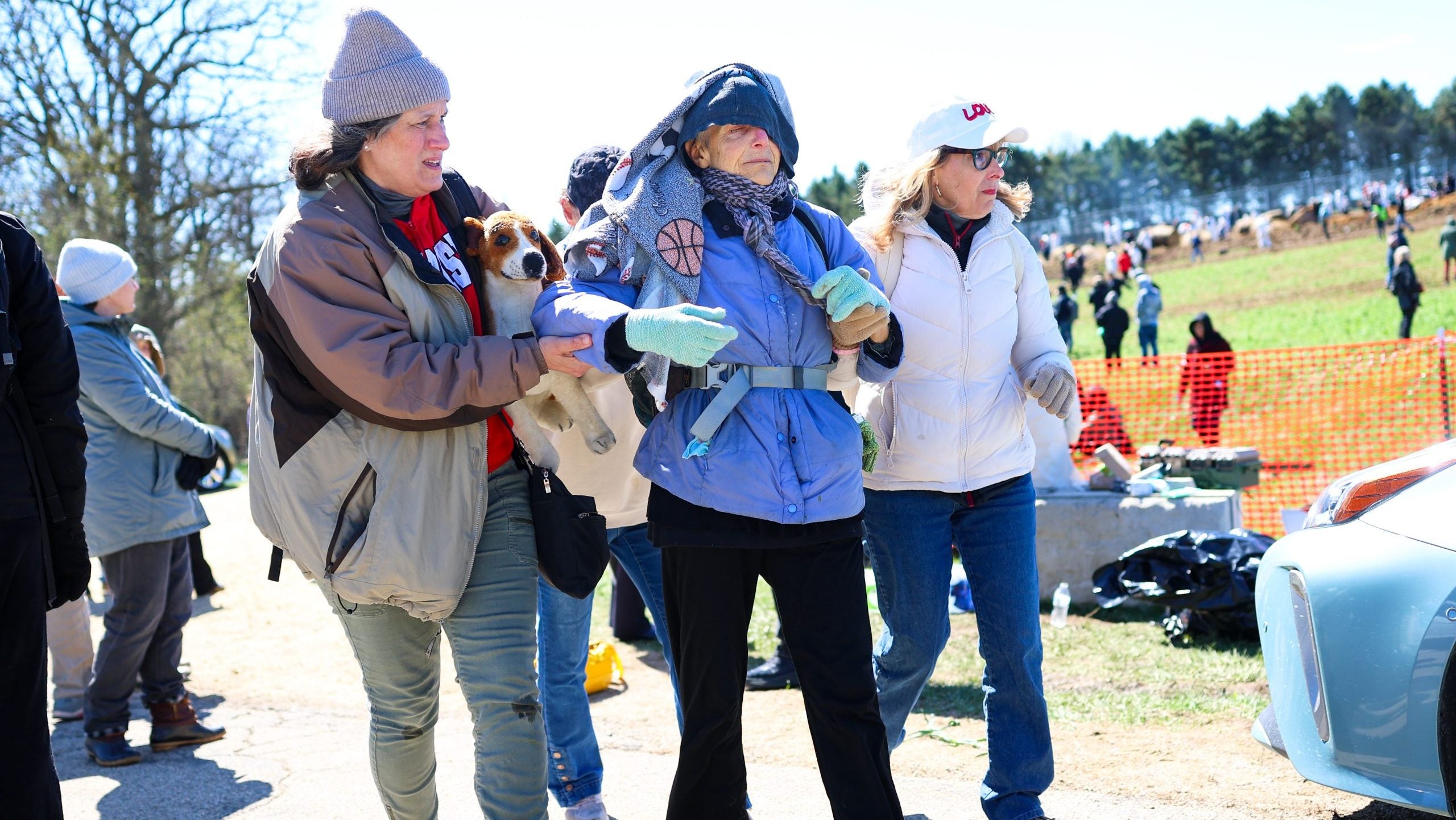 Wisconsin beagle breeding farm protest results in 'about 25' arrests - Indianapolis News | Indiana Weather | Indiana Traffic