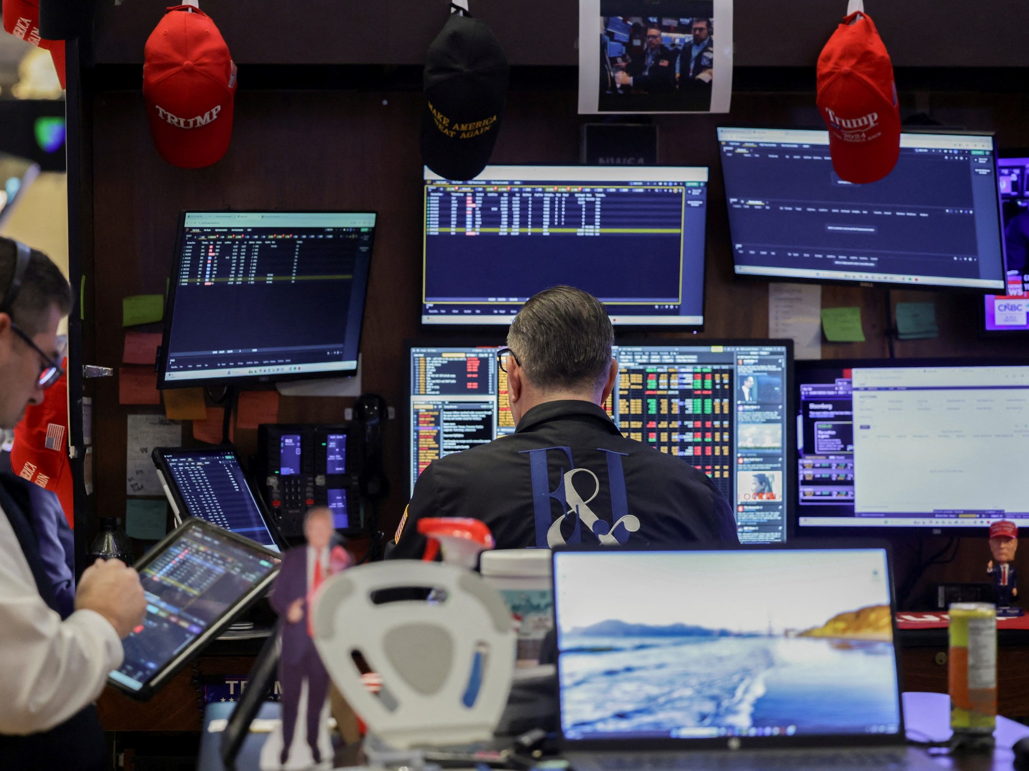 acciones argentinas en rojo y el riesgo país orilla los 630 puntos