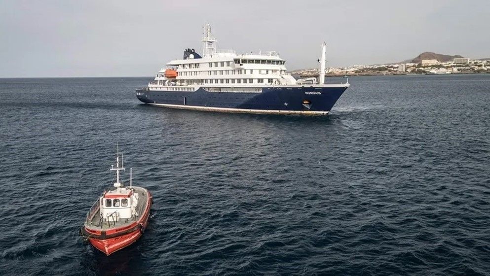40 Passengers Disembark from "Plague-Stricken" Ship...